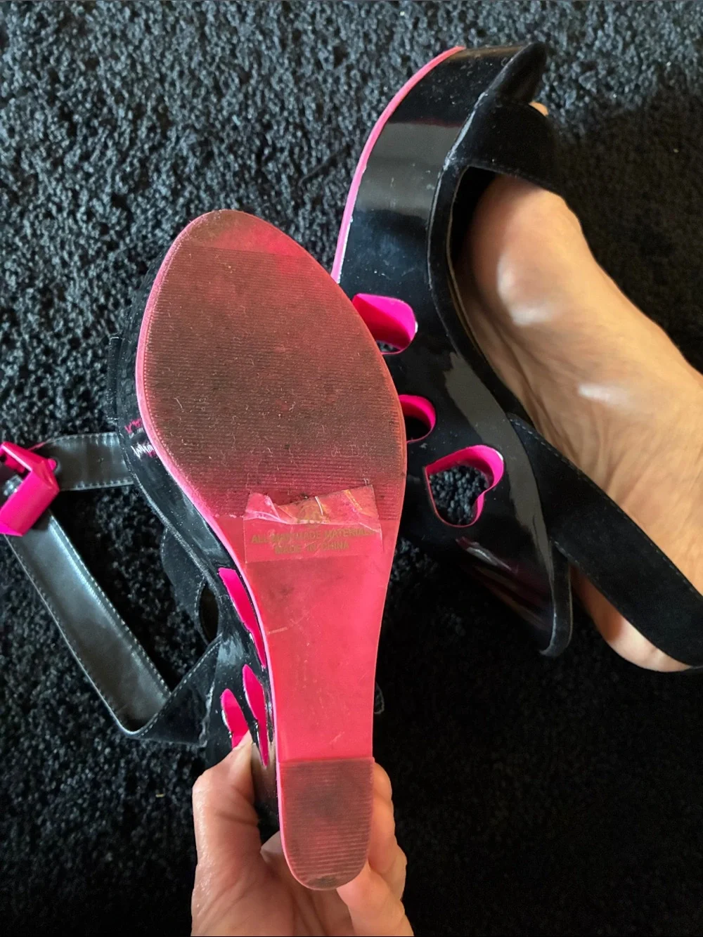 Shiekh Black & Hot Pink Cutout Heart Patent Wedge Sandals Wrap Strap - Womens 10